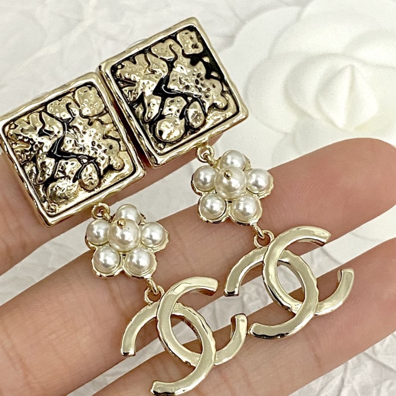 Ch**el earrings